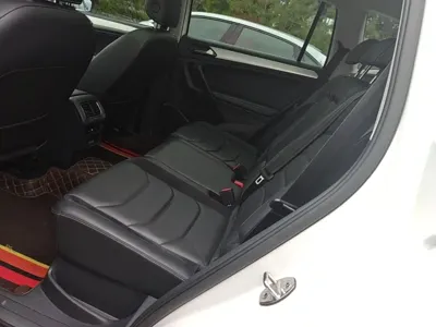 Volkswagen Tiguan L 2017, 132100 км, за 62300 CNY - фото 17