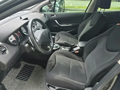 Peugeot 308 2013, 170000 км, за 2900000 KRW - фото 8