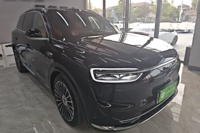 Hima AITO M7 2026, 2200 км, за 326314.85 CNY