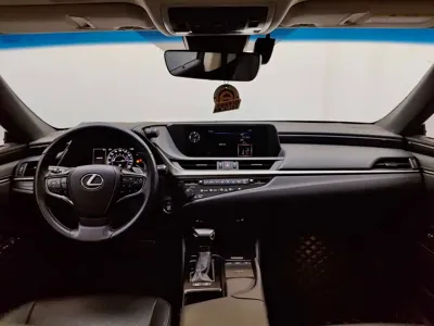 Lexus ES 2019, 147000 км, за 119800 CNY - фото 6