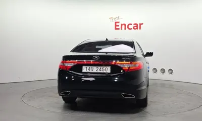 Hyundai Grandeur 2011, 170423 км, за 3500000 KRW