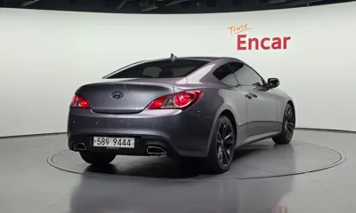 Hyundai Genesis 2010, 163609 км, за 5000000 KRW