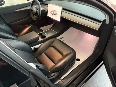 Tesla Model 3 2023, 50000 км, за 131800 CNY