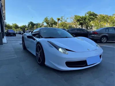 Ferrari 458 2013, 52000 км, за 768000 CNY