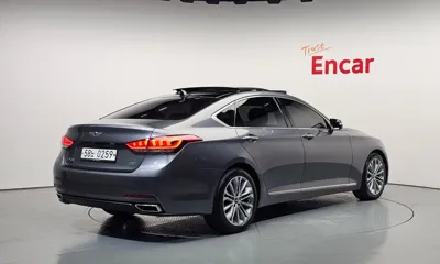 Hyundai Genesis 2016, 93351 км, за 12500000 KRW