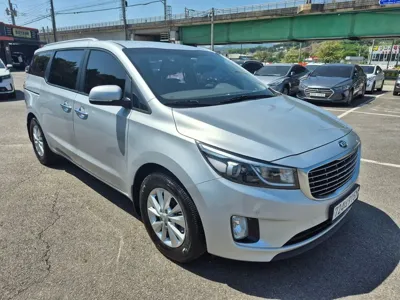 Kia Canival · 2018 год