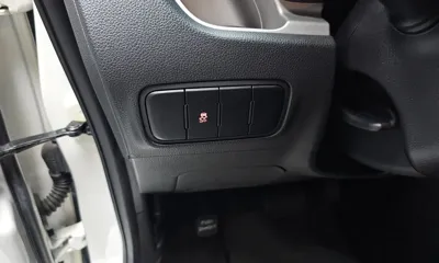Kia Ray 2022, 64805 км, за 9200000 KRW - фото 16