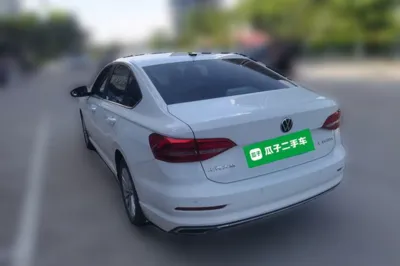 Volkswagen Lavida 2019, 13700 км, за 53738 CNY