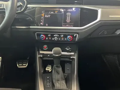 Audi Q3 2020, 67000 км, за 93800 CNY - фото 8