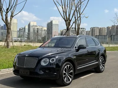 Bentley Bentayga · 2016 год