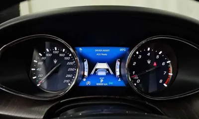 Maserati Quattroporte 2019, 60930 км, за 44000000 KRW - фото 8