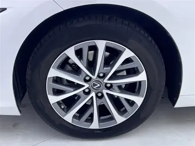 Lexus ES 2024, 29000 км, за 213800 CNY - фото 11