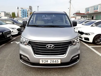 Hyundai Starex 2019, 190000 км, за 10200000 KRW