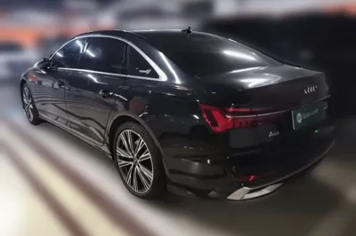 Audi A6L 2024, 40900 км, за 287324.04 CNY