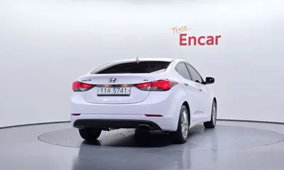 Hyundai Avante 2016, 106093 км, за 6500000 KRW