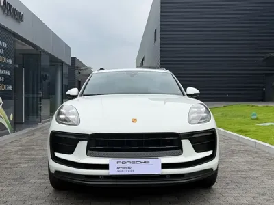 Porsche Macan 2023, 37200 км, за 378000 CNY