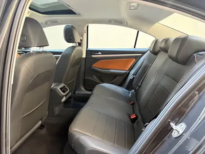 Volkswagen Bora 2023, 11000 км, за 87800 CNY - фото 10