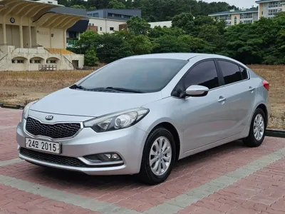 Kia K3 · 2015 год