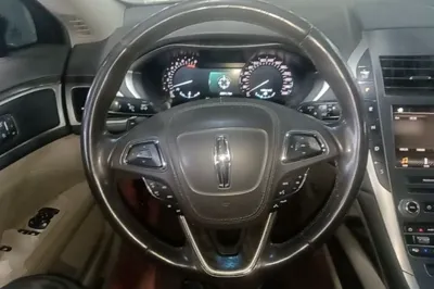 Lincoln MKZ 2018, 82300 км, за 69570.42 CNY - фото 13