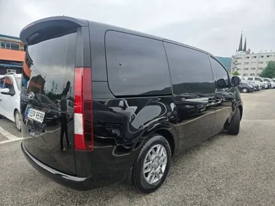 Hyundai Staria 2022, 55419 км, за 23800000 KRW - фото 2