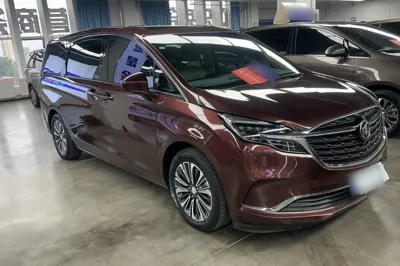 Buick GL8 2022, 109700 км, за 196927.05 CNY