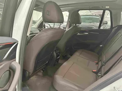 BMW X3 2021, 35500 км, за 165000 CNY - фото 17