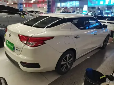Nissan Bluebird 2019, 59100 км, за 40300 CNY - фото 7