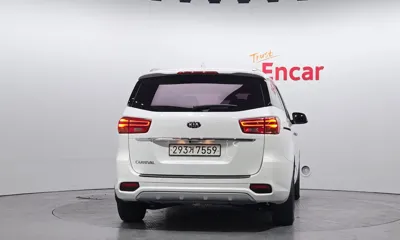 Kia Canival 2019, 114367 км, за 13500000 KRW - фото 4