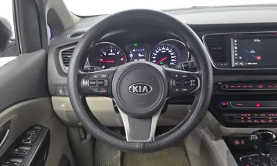 Kia Canival 2016, 189023 км, за 7500000 KRW - фото 13