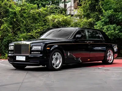Rolls-Royce Phantom · 2016 год