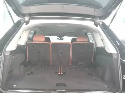 Audi Q7 2021, 55000 км, за 365000 CNY - фото 18