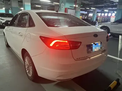 Ford Escort 2016, 150000 км, за 17800 CNY