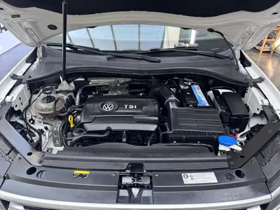 Volkswagen Tiguan L 2020, 90000 км, за 89800 CNY - фото 18