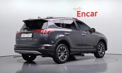 Toyota RAV4 2017, 82489 км, за 20900000 KRW