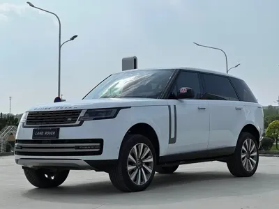 Land Rover Range Rover · 2023 год