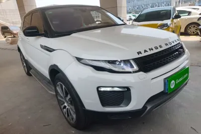 Land Rover Range Rover Evoque 2017, 73400 км, за 67429.06 CNY
