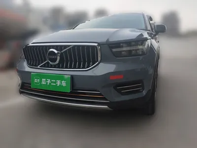 Volvo XC40 · 2022 год