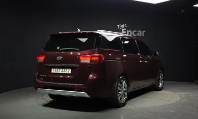 Kia Canival 2017, 117923 км, за 12200000 KRW - фото 2