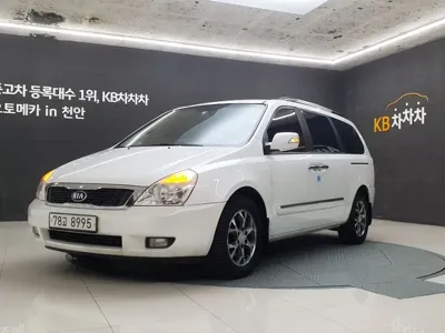 Kia Canival 2014, 169000 км, за 4000000 KRW