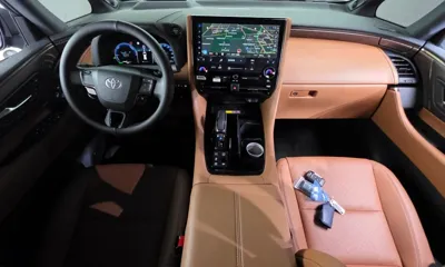 Toyota Alphard 2025, 9325 км, за 113790000 KRW - фото 7