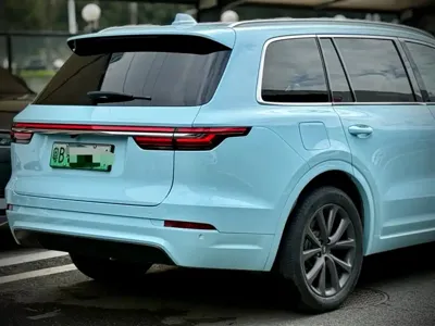 Li Auto Li ONE 2020, 100000 км, за 99000 CNY