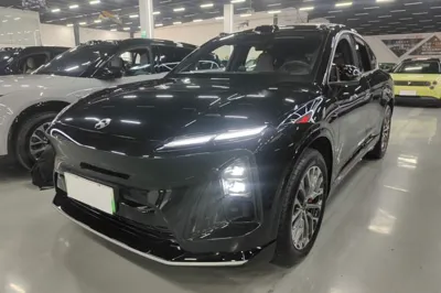 Nio EC6 · 2025 год