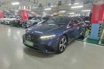 Mercedes-Benz EQE · 2022 год