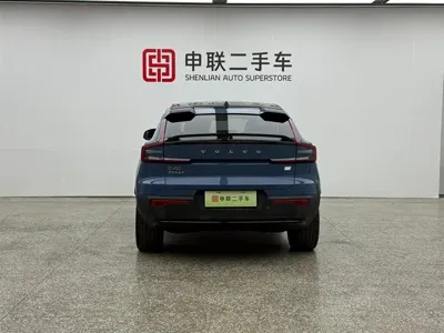 Volvo C40 2023, 49000 км, за 98000 CNY