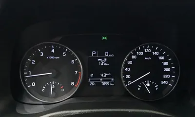 Hyundai Avante 2016, 78551 км, за 10200000 KRW - фото 8