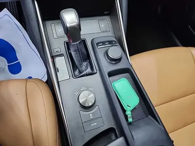 Lexus IS 2018, 92396 км, за 23700000 KRW - фото 8