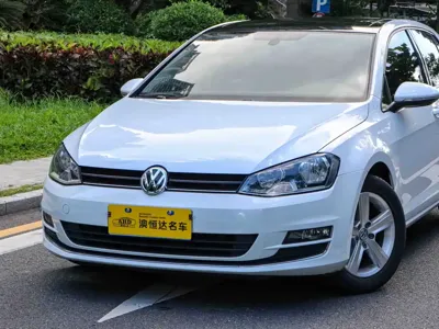 Volkswagen Golf 2014, 57000 км, за 45000 CNY