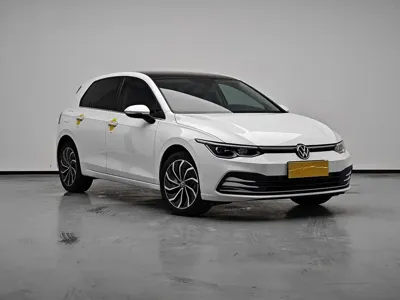 Volkswagen Golf 2024, 26000 км, за 97800 CNY