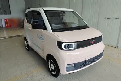 Wuling Hongguang MINIEV 2021, 34400 км, за 28857.38 CNY - фото 3