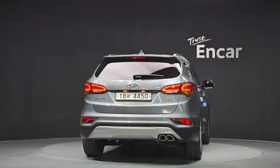 Hyundai Santafe 2017, 130851 км, за 12700000 KRW